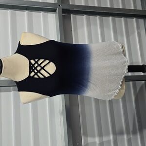 Venus Blue and White Women's‎ Tank Top Size Medium